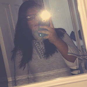 Meet your Posher, Claudia